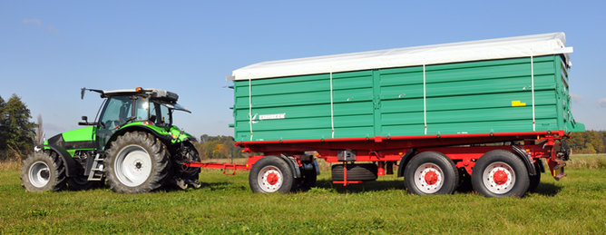 Dreiachs-Dreiseitenkipper DDK 2400 von Farmtech