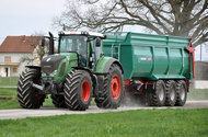 Abbildung 3 - Universal-Muldenkipper DURUS 3000 von Farmtech