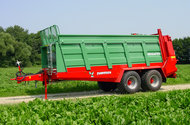 Abbildung 3 - Universalstreuer MEGAFEX 1800 von Farmtech