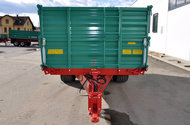 Abbildung 4 - Tandem-Dreiseitenkipper TDK 1100 von Farmtech