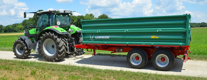 Tandem-Dreiseitenkipper TDK 900 von Farmtech